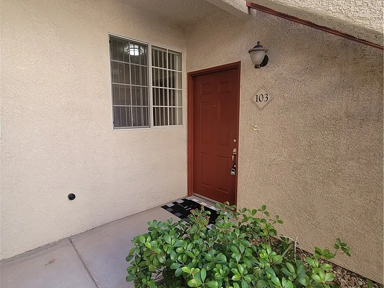 10237 King Henry Ave #103 — Photo 3