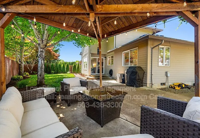 3144 NE 2nd Ct — Photo 69
