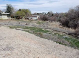 2633 Chestnut Dr, Grand Junction, CO 81506