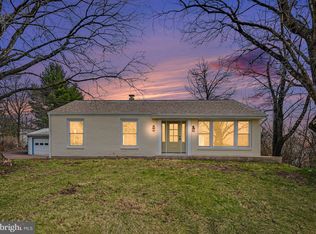 305 Green Hill Rd, Telford, PA 18969