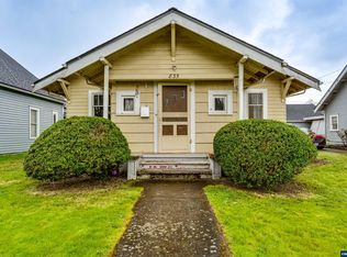 835 Maple St, Junction City, OR 97448