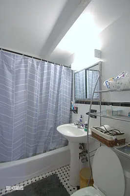 Rented by Citi Habitats | media 9