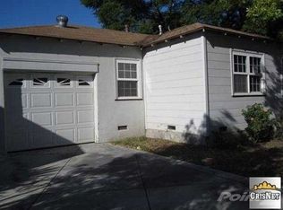 17969 Emelita St, Encino, CA 91316