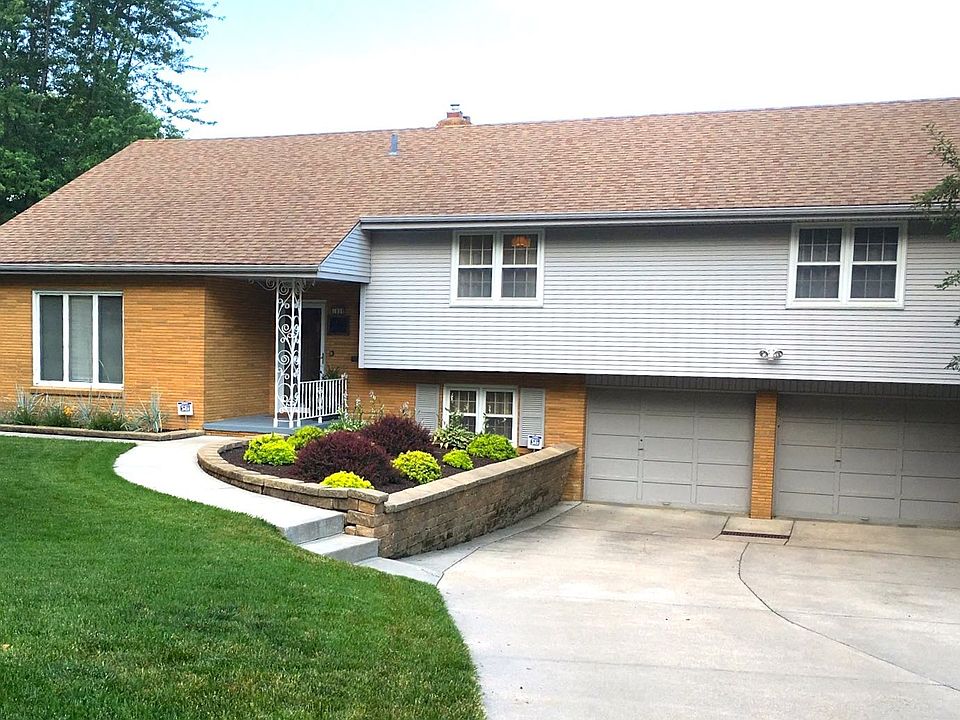 1008 J E George Blvd