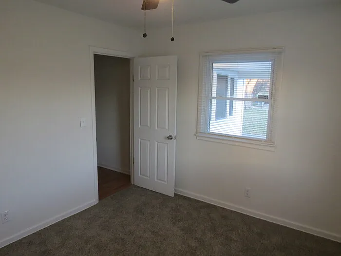 1680 Hillcrest Ave — Photo 16
