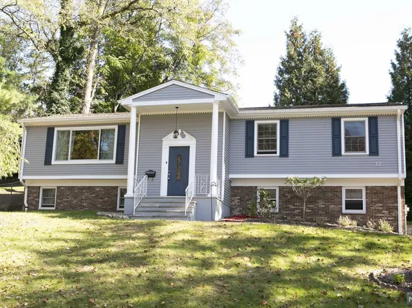 32 Carter St, Norwood, NJ 07648