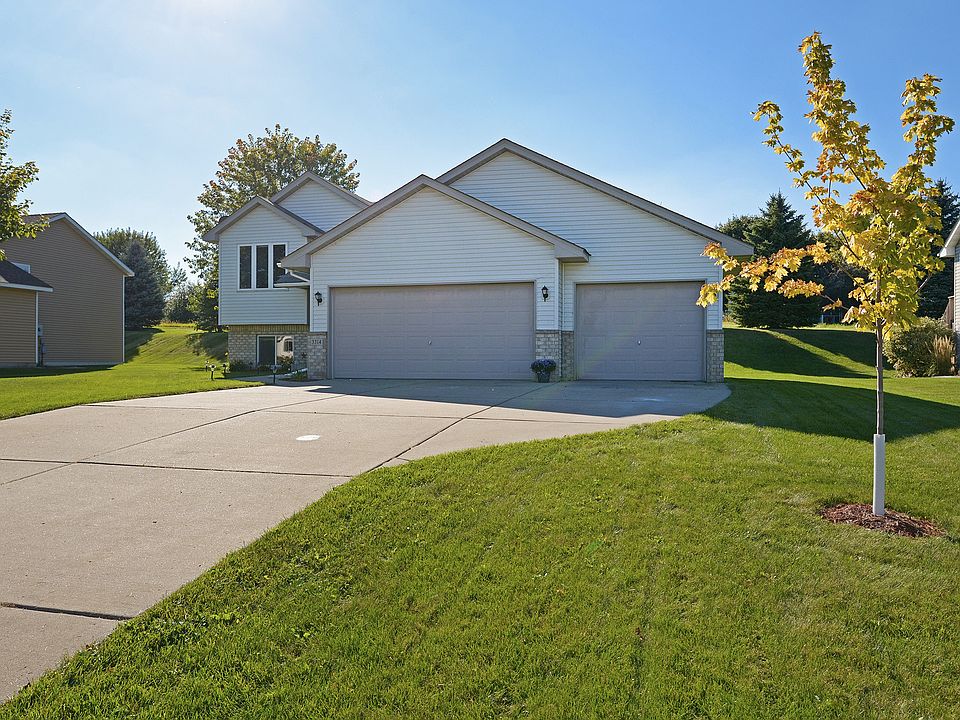 1st image of 3314 White Oaks Ln