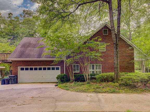 4th image of 3312 Woodlands Pl