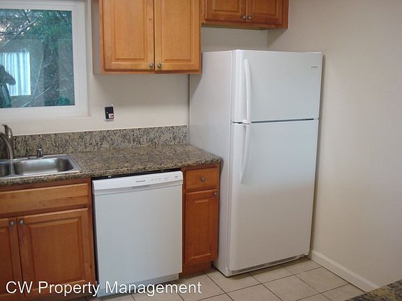 2nd image of 8645 Mellmanor Dr APT A