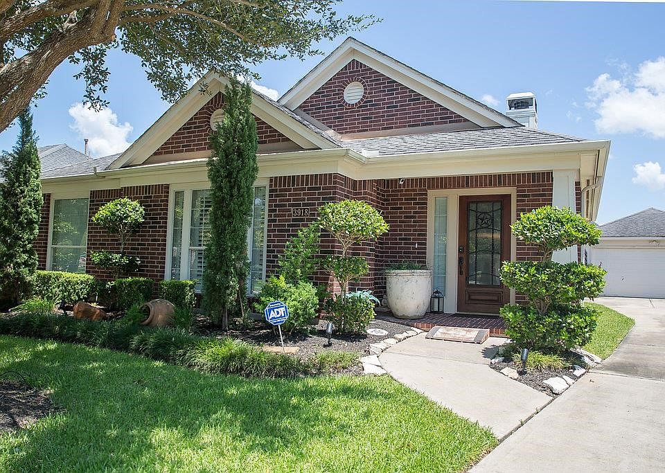 1st image of 3918 Eastland Lake Dr