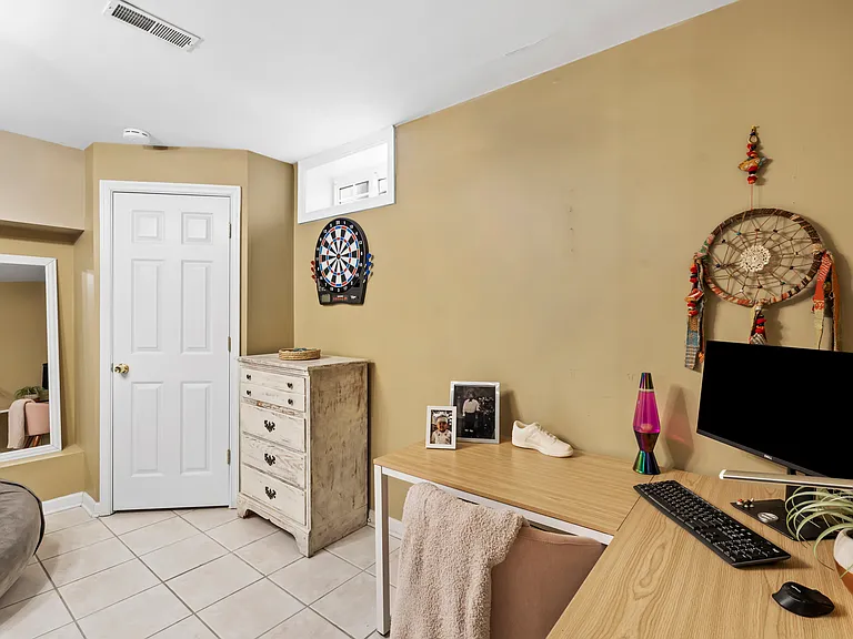 1129 N Orianna St — Photo 31
