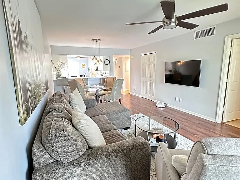 186 Pebble Shores Dr #103 — Photo 6
