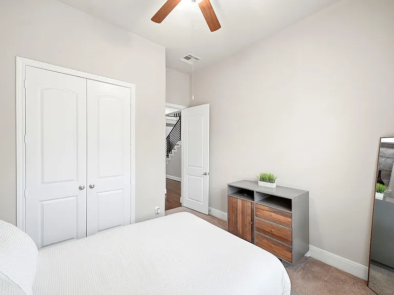 2239 Falcon Brook Dr — Photo 40