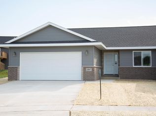 2167 Blackfoot Ln, Asbury, IA 52002