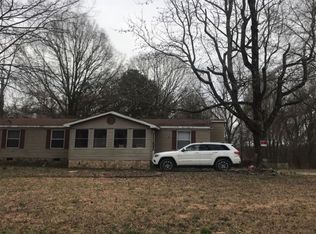 800 Candy Creek Rd, Reidsville, NC 27320