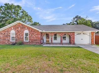 209 Longleaf Rd, Summerville, SC 29486