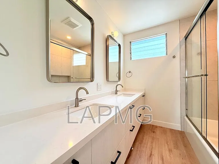 119 N Hillcrest Blvd #16 — Photo 13