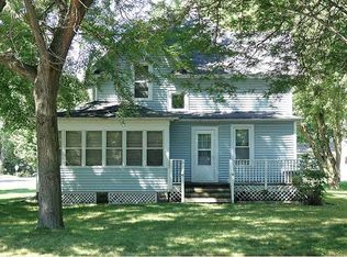 703 W Maple St, River Falls, WI 54022