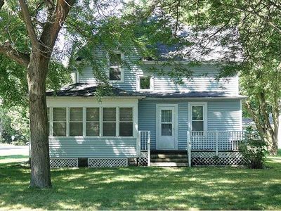 703 W Maple St, River Falls, WI, 54022