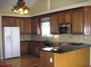 2 Catfish Ct, Defiance, MO 63341