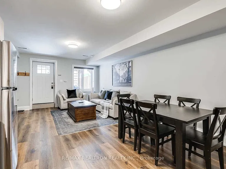 1319 Gerrard St E #LOWER — Photo 11