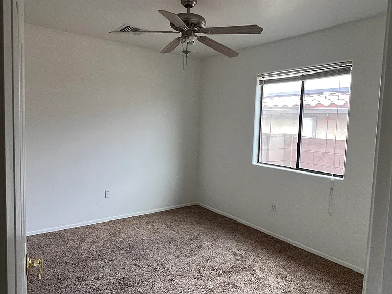 2912 N Xochipilli Dr — Photo 15