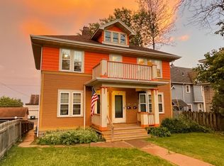 1008 E 4th St #2, Duluth, MN 55805