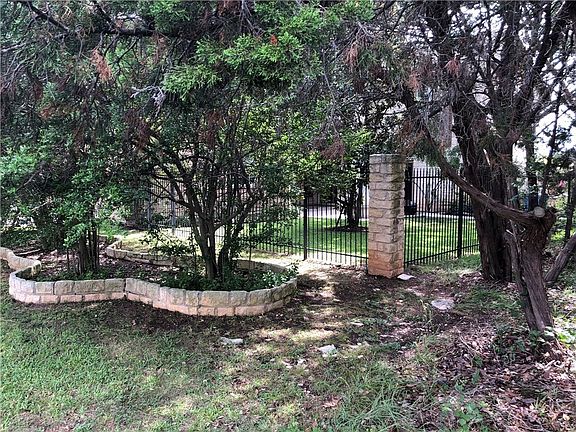 4th image of 110 The Hills Dr