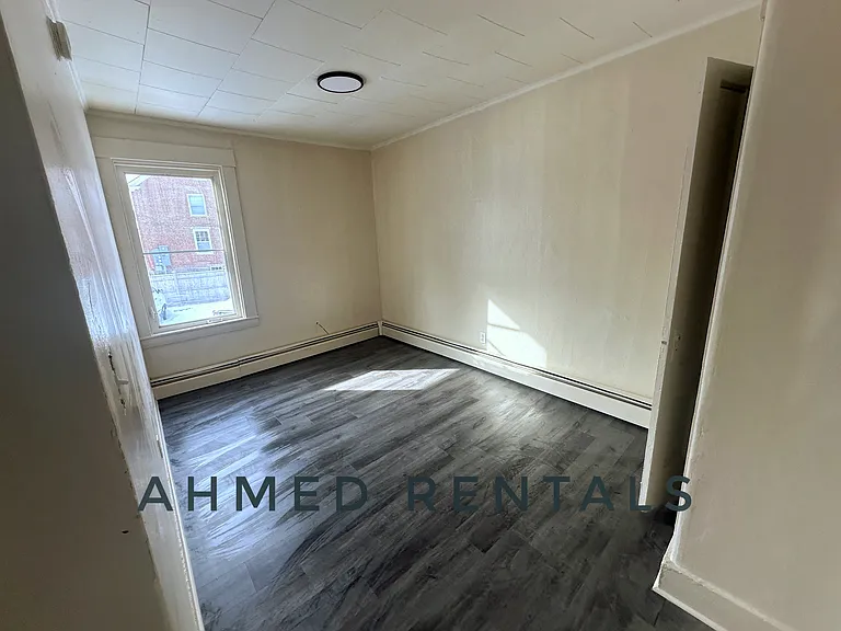 128 Alfred St #4 — Photo 17
