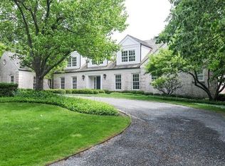 51 Pembroke Dr, Lake Forest, IL 60045