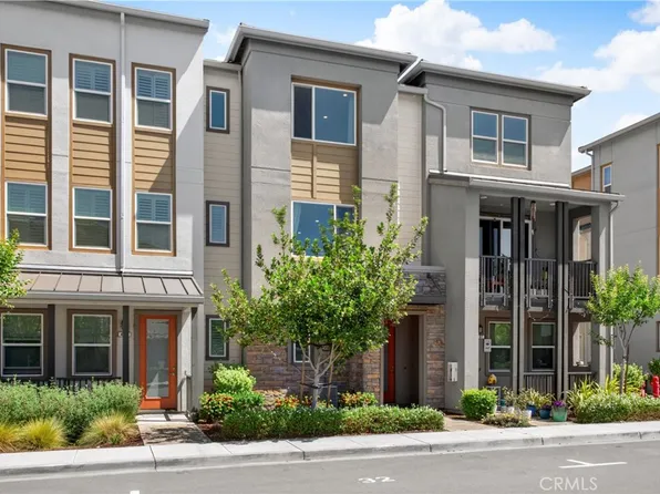 469 Desert Holly St, Milpitas, CA 95035