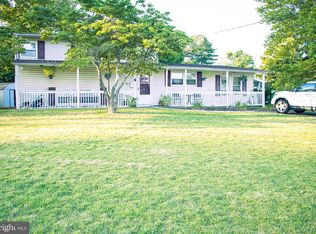 6 Citadel Ct, Toms River, NJ 08757