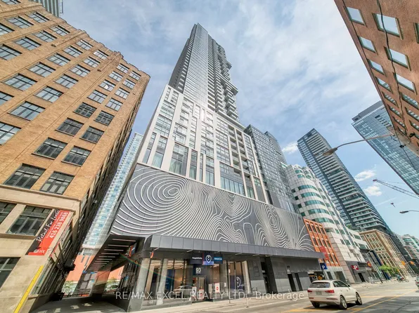 87 Peter St, Toronto, ON