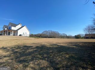 9 Majestic Shores Trl, Hartwell, GA 30643