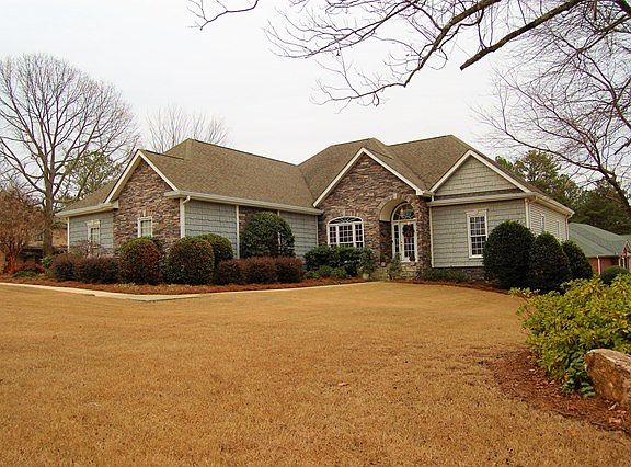 4th image of 301 Shady Valley Dr