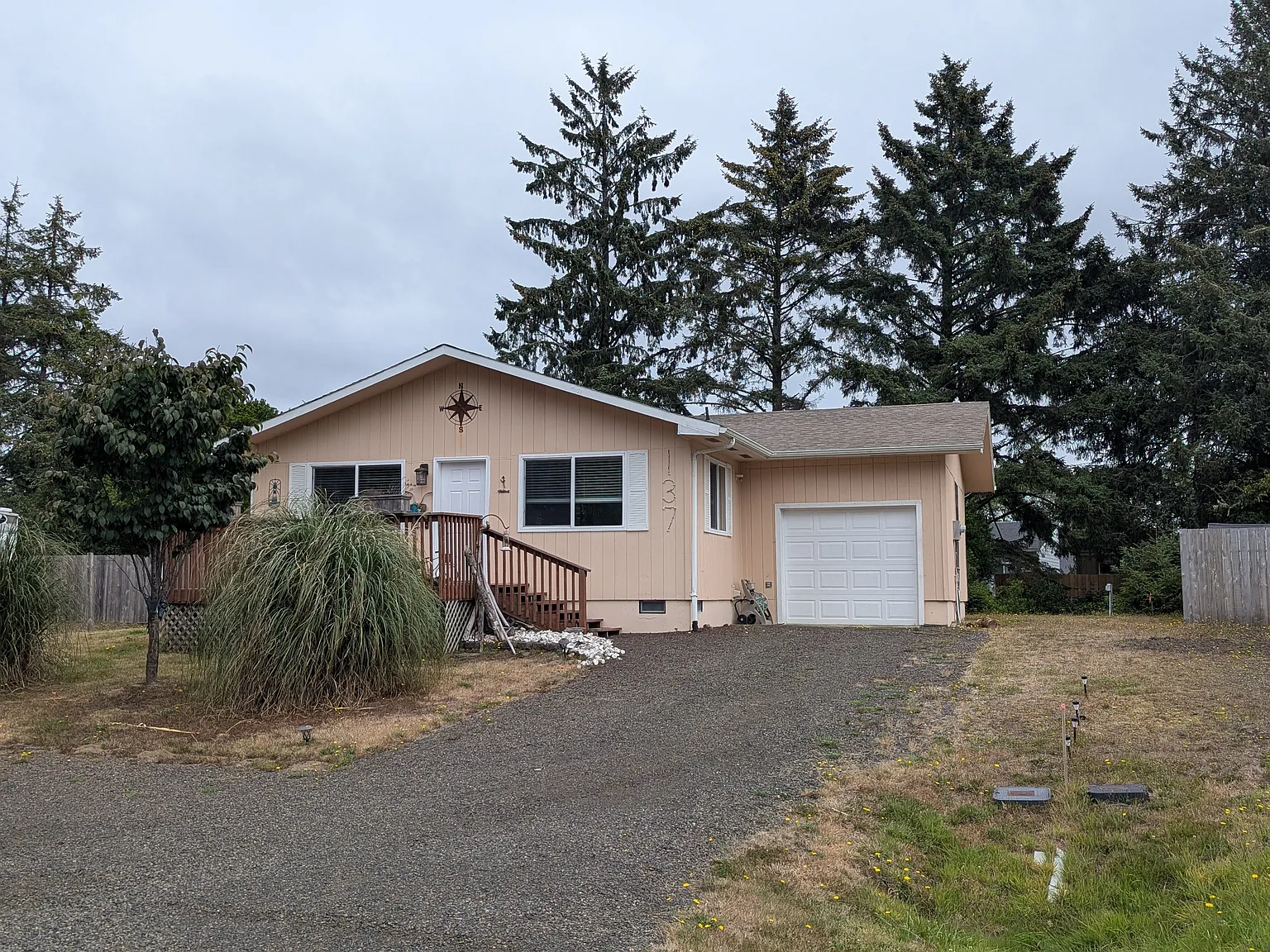 2 bed, 884 sqft, $1,700 — Photo 2