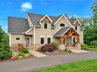 20 Fox Hunt Way, Harwinton, CT 06791