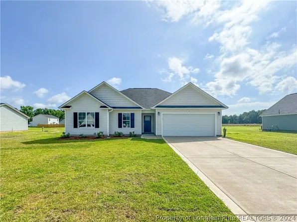 157 Presley St, Raeford, NC 28376