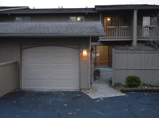14 Baker St, Berea, OH