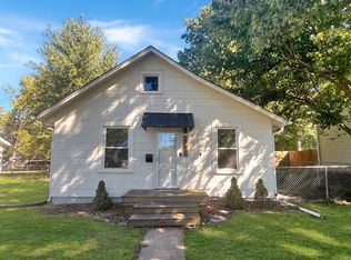 12821 8th St, Grandview, MO 64030