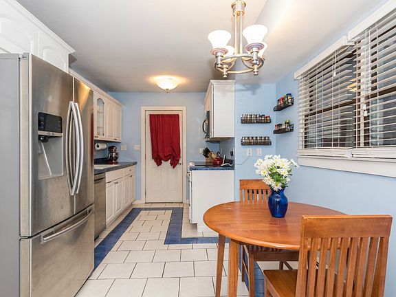 5th image of 56 Cotter St