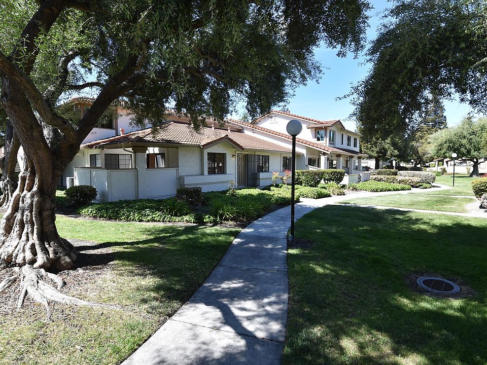 1st image of 5377 Colony Green Dr