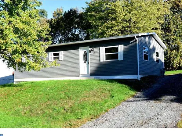 1257 Dauphin Pl, Birdsboro, PA 19508