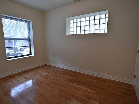 5th image of 710-716 W Buckingham Pl #1E