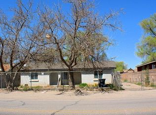 2715 Barcelona Rd SW, Albuquerque, NM 87105