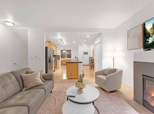 685 NW Falling Waters Ln UNIT 103, Portland, OR