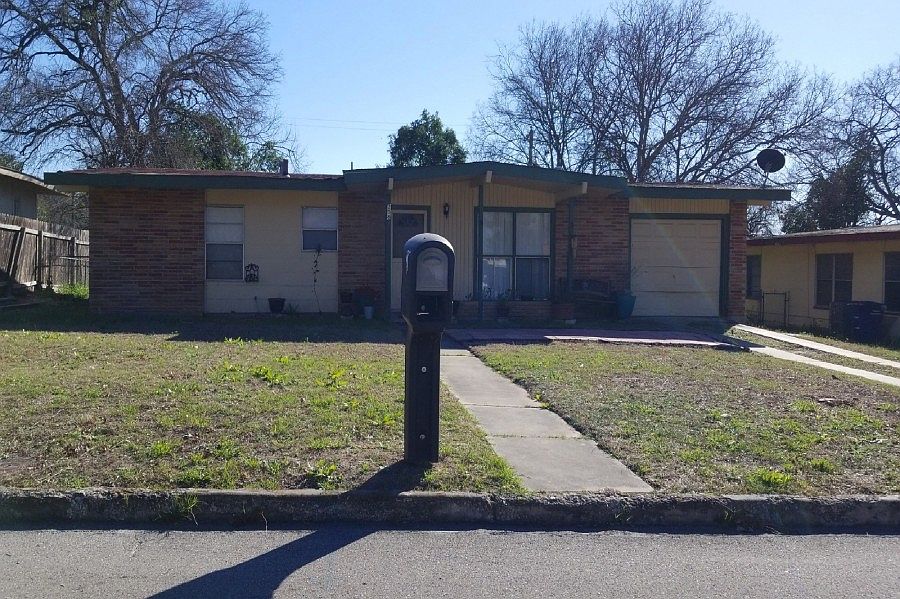 1st image of 258 Covina Ave