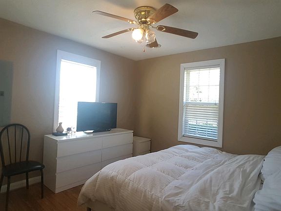 2nd image of 403 Fillmore Dr
