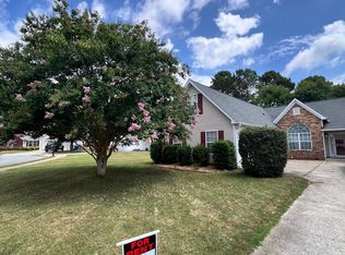 1069 Harbins Pass Dr, Dacula, GA 30019
