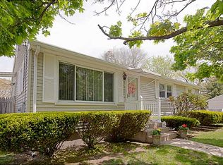 115 New York Ave, Warwick, RI 02888